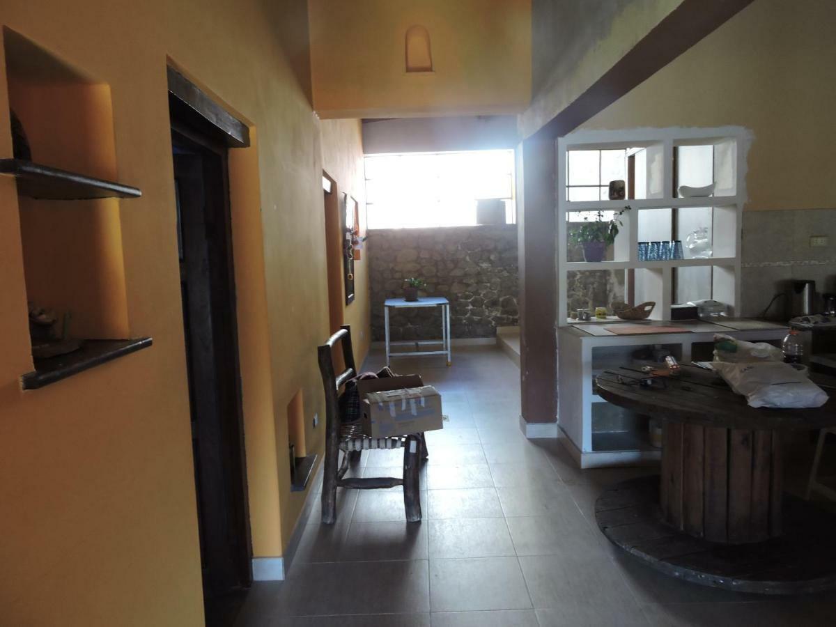 Hostal Casa De Piedra ウマウアカ エクステリア 写真